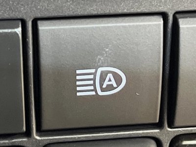 TOYOTA LAND CRUISER PRADO - 8