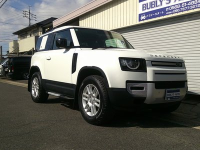 LAND ROVER DEFENDER - 7