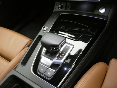 صورة مصغرة 35 لـ 2023 AUDI Q5