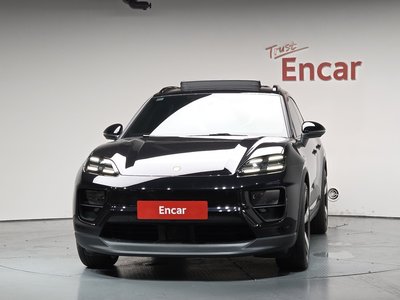 2025 Porsche MACAN 照片 3