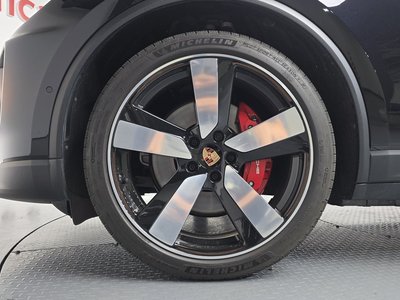 2025 Porsche MACAN 照片 7