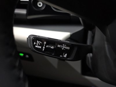 2025 Porsche MACAN 缩略图 25