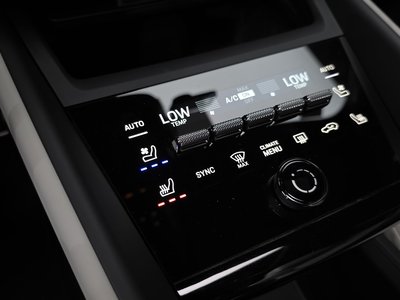 2025 Porsche MACAN 缩略图 32