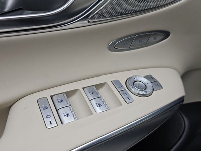 صورة مصغرة 27 لـ 2022 Genesis GV70