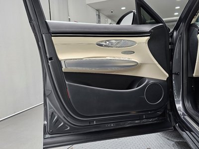 صورة مصغرة 14 لـ 2022 Genesis GV70