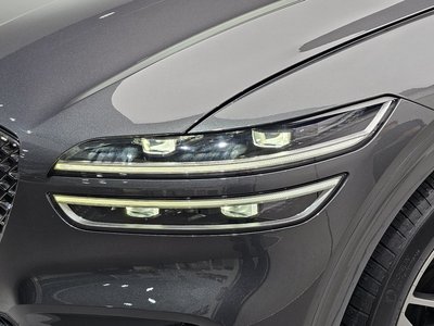صورة 9 لـ 2022 Genesis GV70