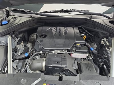 صورة 7 لـ 2022 Genesis GV70