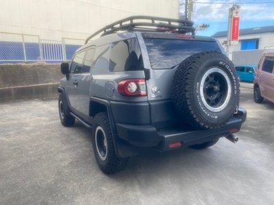 TOYOTA FJ CRUISER - 5