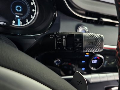 2021 Genesis GV70 — миниатюра 28