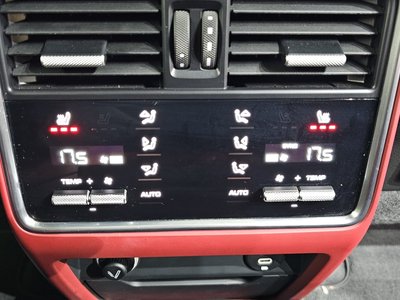 صورة مصغرة 18 لـ 2020 Porsche CAYENNE