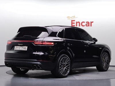 صورة 4 لـ 2020 Porsche CAYENNE