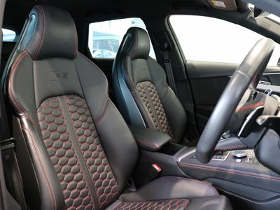 2019 AUDI RS4 AVANT 照片 8