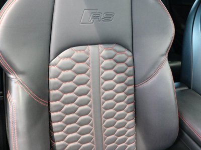 صورة مصغرة 11 لـ 2019 AUDI RS4 AVANT