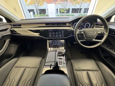 AUDI A8 - 3
