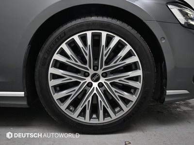AUDI A8 - 6