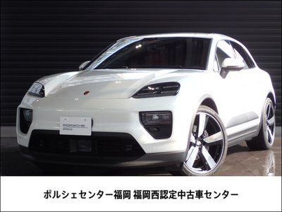 PORSCHE MACAN - 1