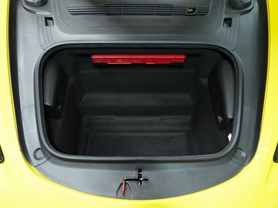 صورة 9 لـ 2022 Porsche 718