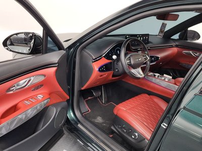 صورة 10 لـ 2022 Genesis GV70