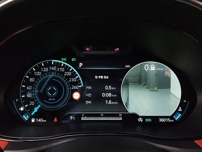 صورة 8 لـ 2022 Genesis GV70