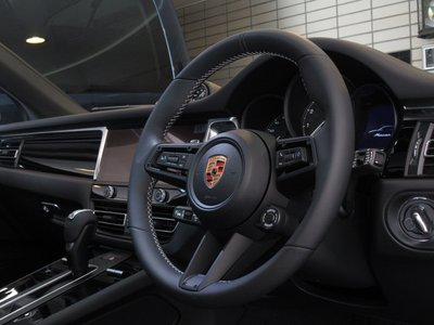 2026 Porsche MACAN 缩略图 14