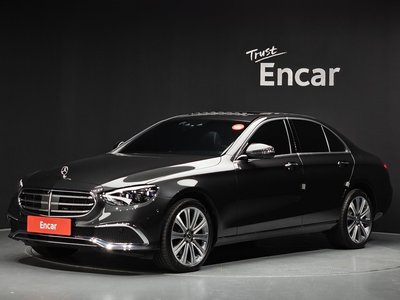 MERCEDES-BENZ E-CLASS - 1