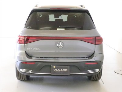 2025 Mercedes-BENZ EQB 照片 3