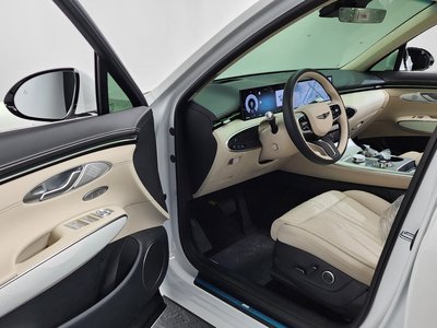 2026 Genesis GV70 — миниатюра 13