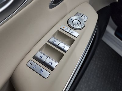 2026 Genesis GV70 — миниатюра 30