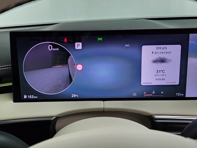 2026 Genesis GV70 — миниатюра 11