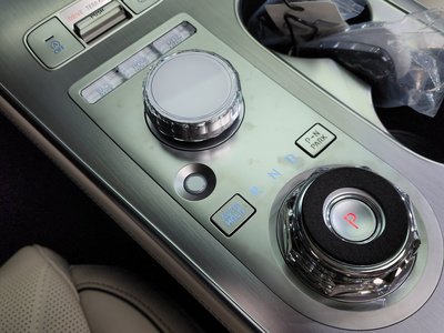 2026 Genesis GV70 — миниатюра 12
