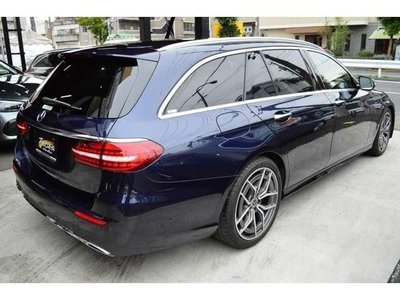 MERCEDES-BENZ E-CLASS - 5