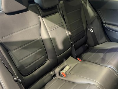 MERCEDES-BENZ C-CLASS - 10