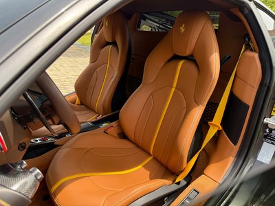 FERRARI F8 TRIBUTO - 10