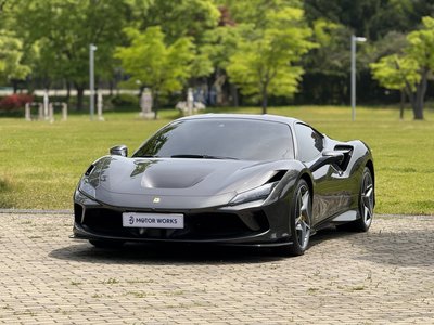 FERRARI F8 TRIBUTO - 2