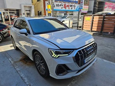 AUDI Q3 - 2