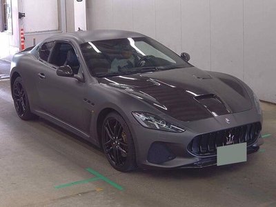 MASERATI GRANTURISMO - 1