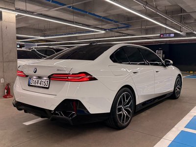 BMW 5 SERIES - 5