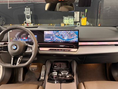BMW 5 SERIES - 4