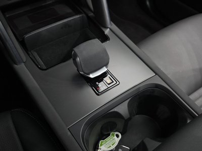 LAND ROVER DISCOVERY SPORT - 9