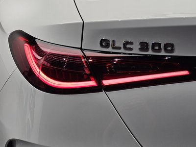 MERCEDES-BENZ GLC - 10