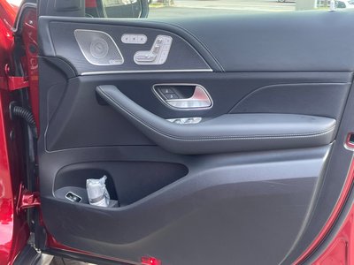 صورة 8 لـ 2025 Mercedes-BENZ GLE