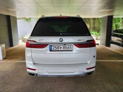 2021 BMW X7 照片 4