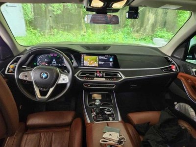 2021 BMW X7 照片 2