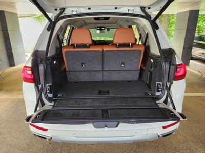 2021 BMW X7 照片 6