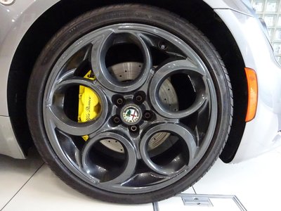 صورة مصغرة 26 لـ 2015 ALFA Romeo 4C