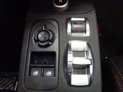 صورة مصغرة 17 لـ 2015 ALFA Romeo 4C