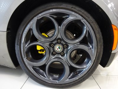 صورة مصغرة 28 لـ 2015 ALFA Romeo 4C