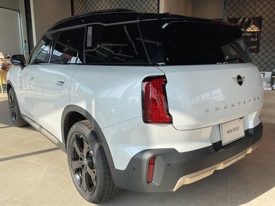 MINI MINI COUNTRYMAN - 5