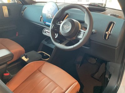 MINI MINI COUNTRYMAN - 9