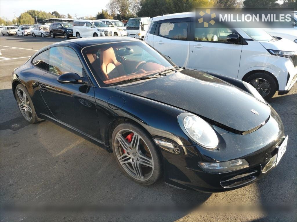 PORSCHE 911 - View 1